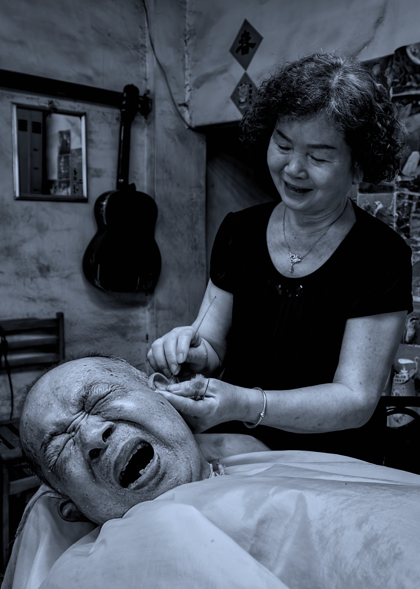 01.金牌.挖耳洞痛爽.黃清圳